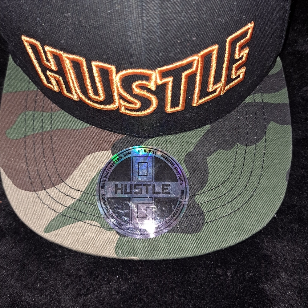 HUSTLE Cap. - Picture 2 of 5